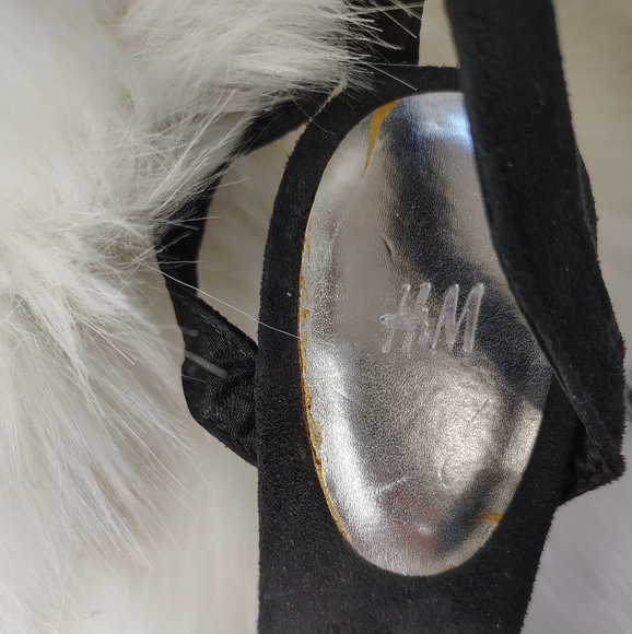 Bow Kitten Heels - Picture 6 of 15